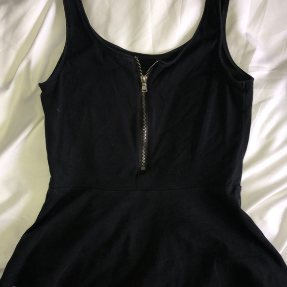 Express Top - Picture 2 of 5